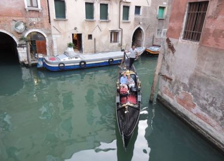 Venice_Boat